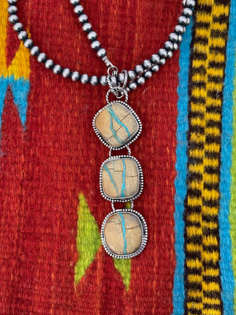Royston Ribbon Pendent